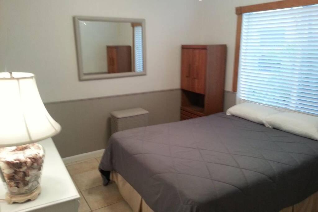 Steps From The Beach Right On The Waterfront Appartement Hollywood Buitenkant foto