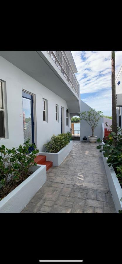 Steps From The Beach Right On The Waterfront Appartement Hollywood Buitenkant foto